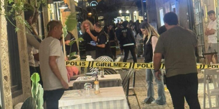 İzmir'de İş İnsanına Silahlı Saldırı: Kafede Otururken Vuruldu