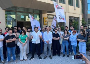 KRT çalışanları iş bıraktı, nöbet eylemine başladı