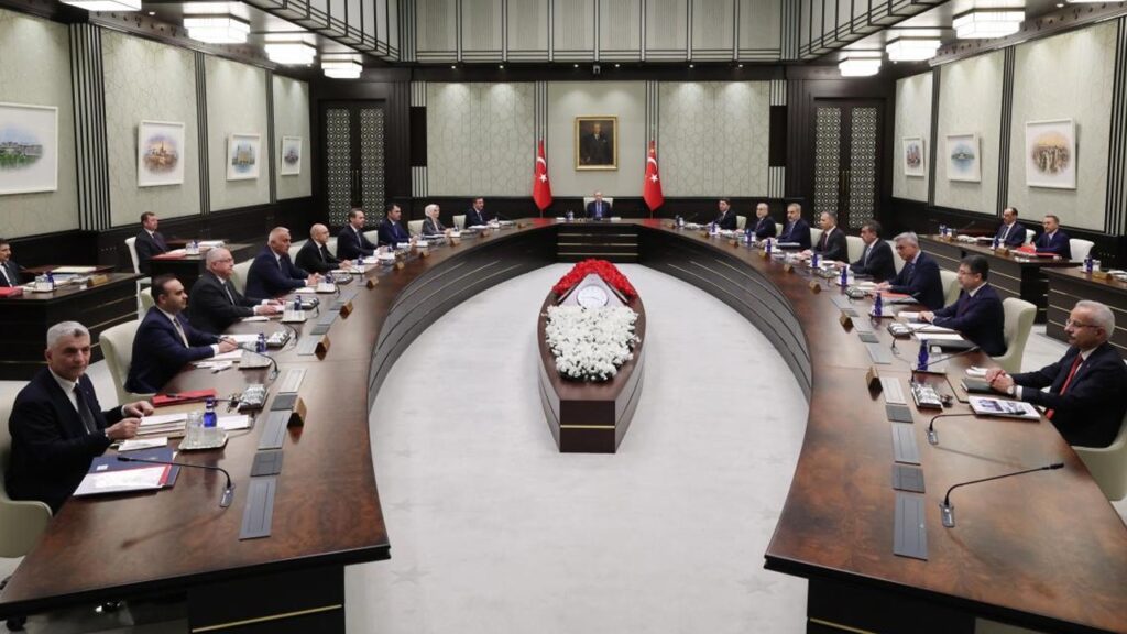 Kabine Toplandı! Gündem İran ve İsrail