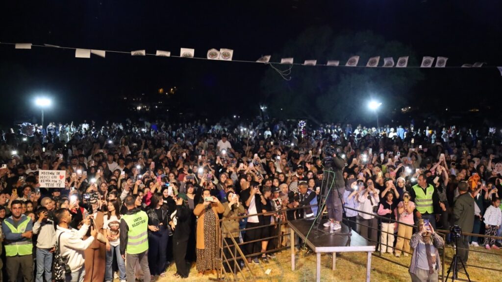 Kadın festivali Xecê ve Beser Şahin konseriyle sona erdi