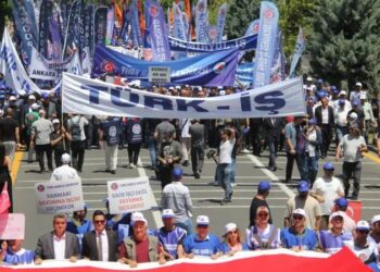 Kamu işçilerinin toplu iş sözleşmelerinde son durum ne?