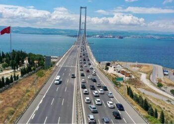 Kurban Bayramı'nda otoyollardan yaklaşık 16,3 milyon araç geçti