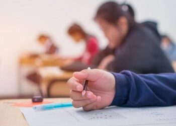 LGS'ye girecek öğrenciler için başarıya giden yol, aile desteğinden geçiyor