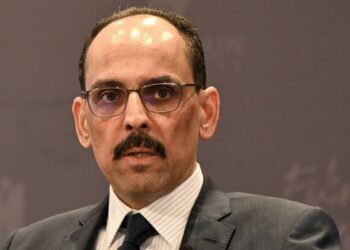 MİT Başkanı Kalın Hamas heyetiyle görüştü