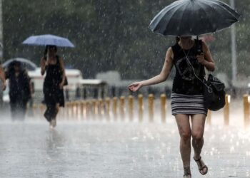 Marmara, Akdeniz, Karadeniz... Güneş Veda Ediyor, Sağanak Yağış ve Fırtına Geliyor