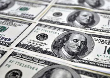 Net UYP'de 319,5 milyar dolar açık