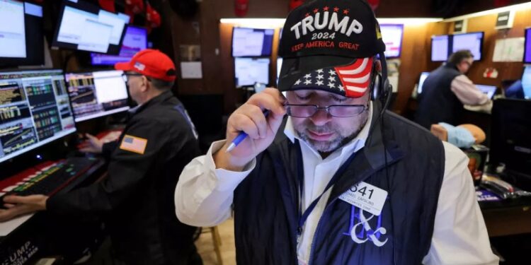 New York borsası düşüşle açıldı