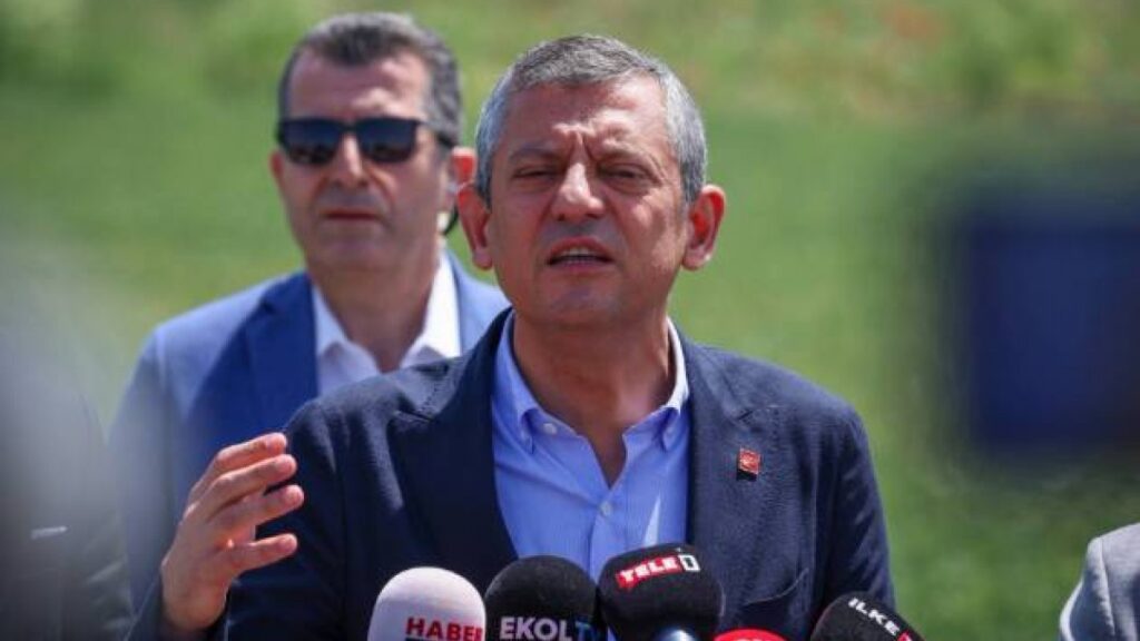 Özel’den Silivri’deki sevklere tepki: Kötülükleri yanlarına kalmayacak