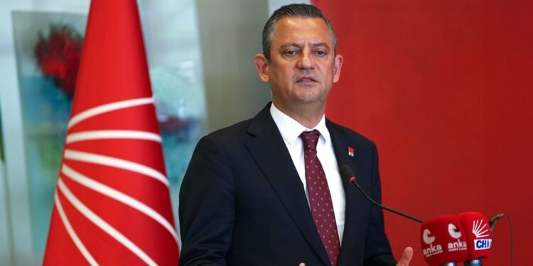 Özgür Özel'e Akın Gürlek soruşturması