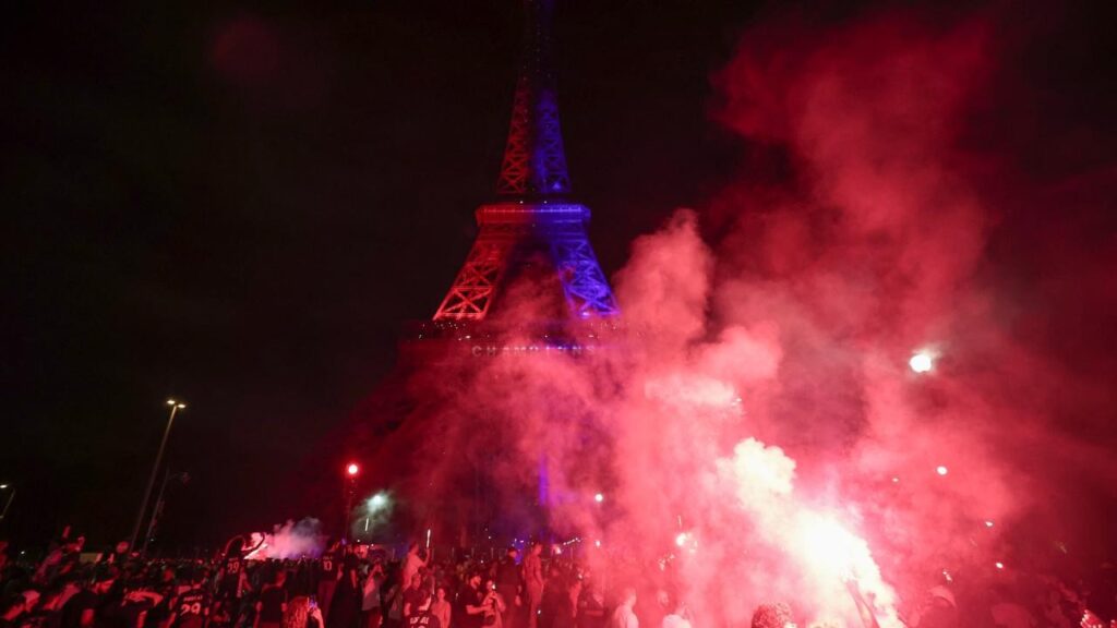Paris'te 'Şampiyonluk' Kaosu! Sokaklar Yangın Yerine Döndü, Yüzden Fazla Kişi Gözaltında