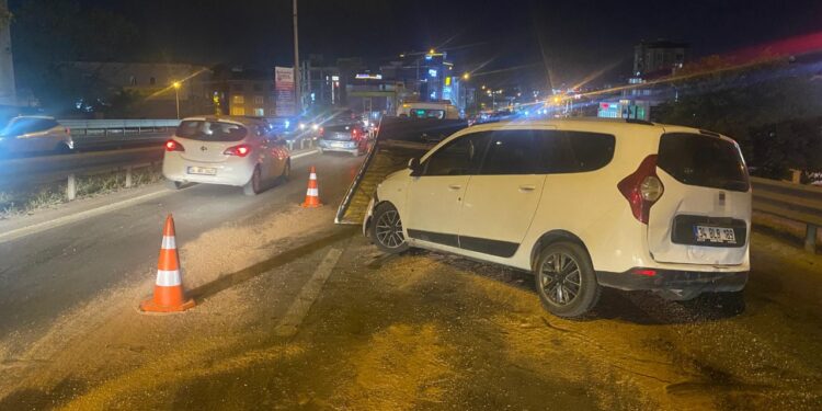 Pendik'te Feci Kaza! Hepsi Birbirine Girdi: 1'i Çocuk 5 Yaralı