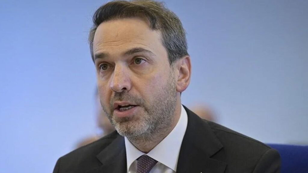 Petrol Fiyatları Artacak mı? Bakan Bayraktar Açıkladı