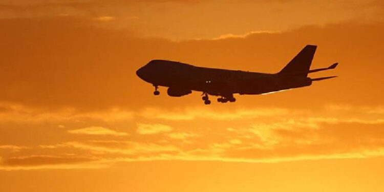 Petrol fiyatlarındaki artış havacılığı vurdu: Hisseler sert düştü