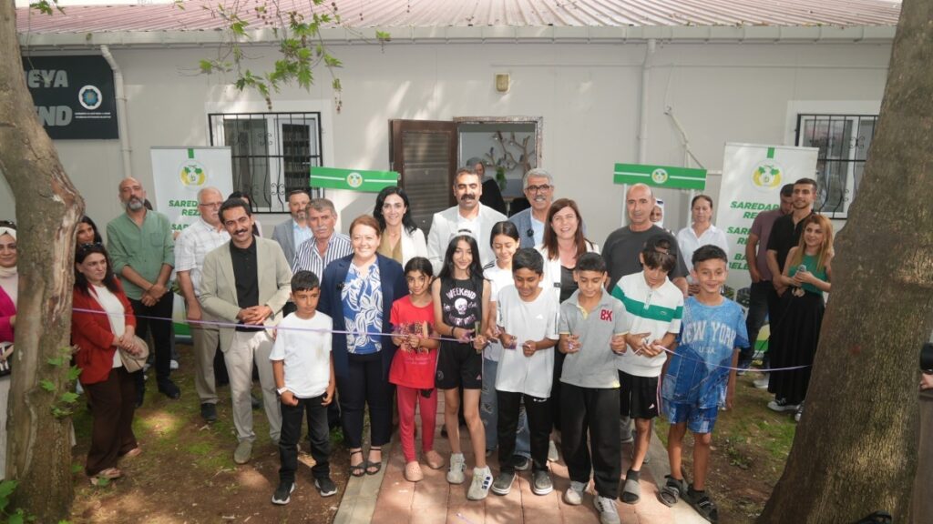 Rezan’da  Sîma Semend ve Erebê Şemo kütüphaneleri açıldı