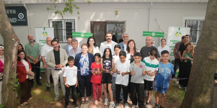 Rezan’da Sîma Semend ve Erebê Şemo kütüphaneleri açıldı