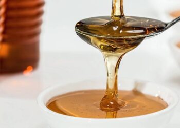 Rize'de 'deli bal'dan zehirlenen arıcı ölümden döndü