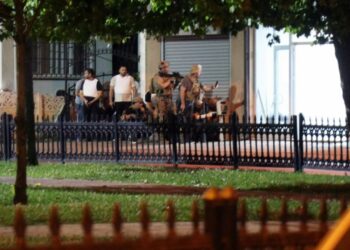 Sakarya'da Film Gibi Olay! Polise Ateş Açtı, 6 Saat Teslim Olmadı