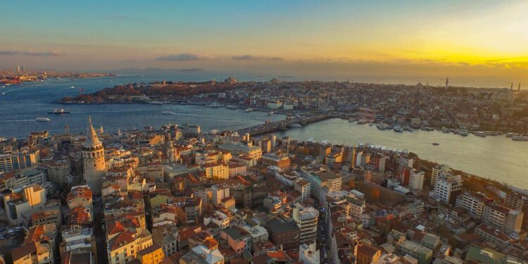 Sanayi tesisleri Anadolu’ya taşınıyor; İstanbul'da deprem riski ve şehir yükü azaltılacak, kiralar düşecek