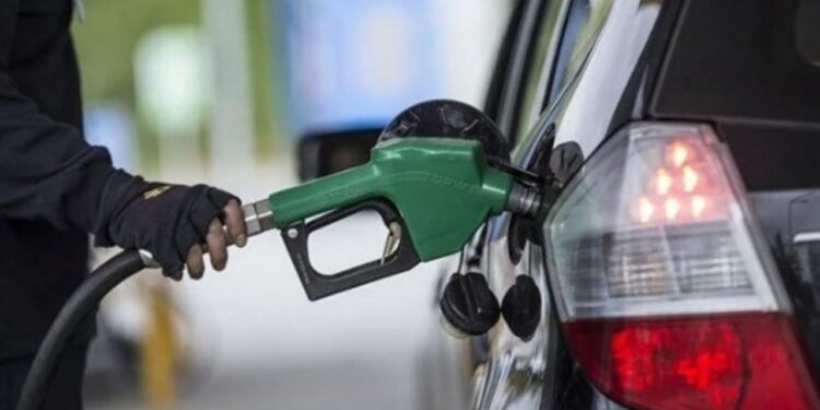 Savaş Sonrası Akaryakıtta Fiyat Artışları Tam Gaz! Benzin ve Motorine Zam Kapıda