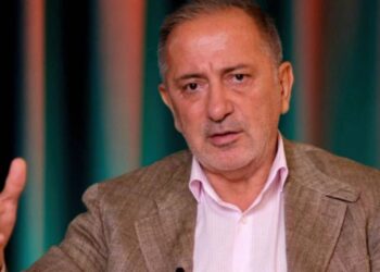 Sevk yazısında akademik yoruma atıf yapıldı, suikast ve fiili saldırı maddesi tutuklamaya dayanak oldu