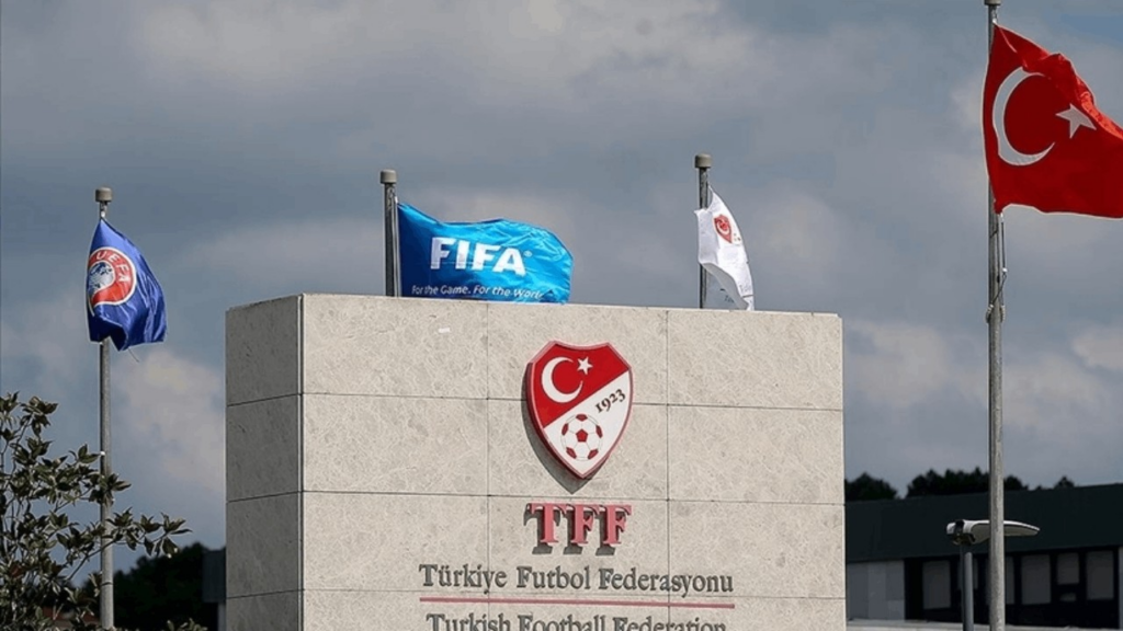 TFF'den O Teknik Direktöre 'Yolun Açık Olsun' Mesajı