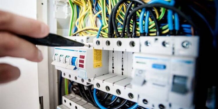 TMMOB Elektrik Mühendisleri Odası Başkanı Ulutaş uyardı: Asla elektrik odasına girmeyin