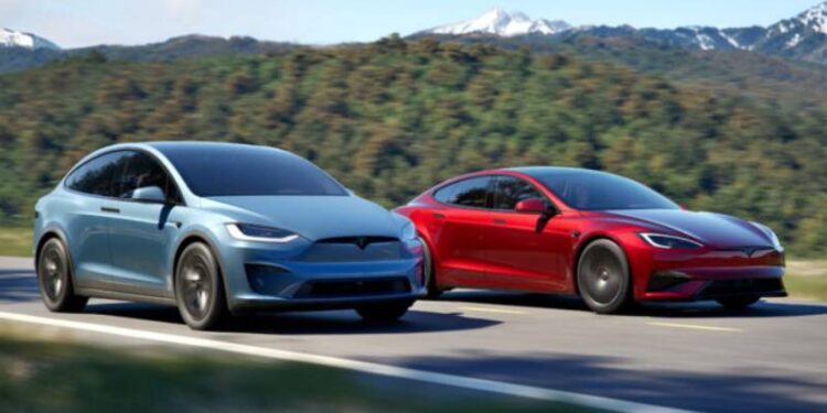 Tesla güncellenmiş Model S ve Model X'i satışa sundu: Fiyatları ne kadar oldu?