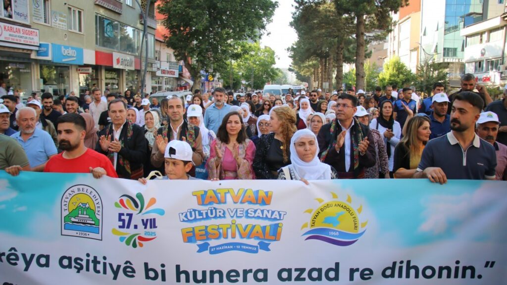 Tetwan Kültür ve Sanat Festivali başladı