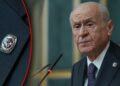 Tüm Gözler Devlet Bahçeli'ye Çevrilmişti! Aylar Sonra Gelen Konuşmada Dikkat Çeken Rozet... Ne Yazıyordu?