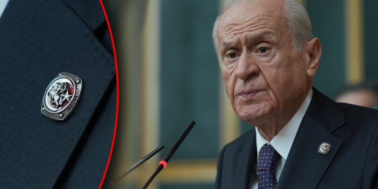 Tüm Gözler Devlet Bahçeli'ye Çevrilmişti! Aylar Sonra Gelen Konuşmada Dikkat Çeken Rozet... Ne Yazıyordu?