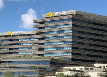 Turkcell'den fibere 3 milyar dolarlık ödeme hazırlığı