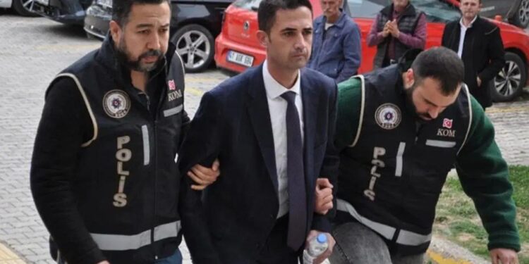 Tutuklu Belediye Başkanı Mustafa Özmen İfade Verdi, İki Meclis Üyesi Gözaltına Alındı