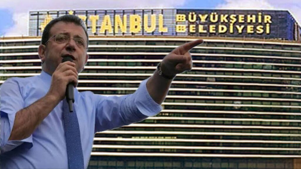 Ülkemizin ve milletimizin en zor günlerinde vatan sevgimiz, 86 milyon vatandaşımızın birlik beraberliği en büyük gücümüz