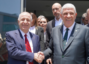 Ümit Özdağ ile Müsavat Dervişoğlu Arasında Kritik Görüşme! 'Ortaklık' Vurgusu Dikkat Çekti