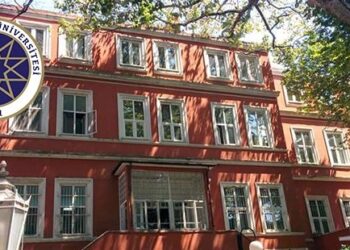 Yıldız Teknik'ten Saraçhane eylemlerine katılan öğrencilere slogan ve boykot soruşturması