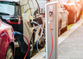 Yılın ilk çeyreğinde hibrit ve elektrikli araçların kiralama pazarındaki payı yüzde 10'u geçti