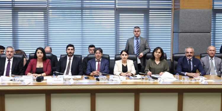 ‘Yargı paketi toplumsal umut ve barış ilkesini gözardı ediyor’