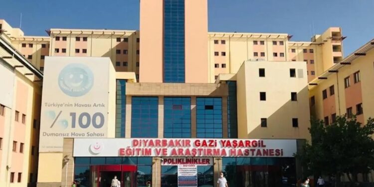 Gazi Yaşargil Hastanesi’nde bir haftadır klimalar bozuk