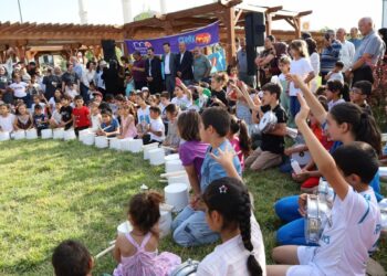 Gerok MA Agirî’de çocukları eğlendirdi