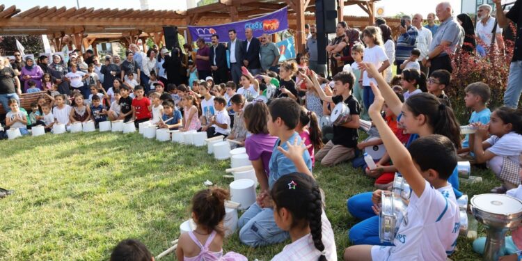 Gerok MA Agirî’de çocukları eğlendirdi