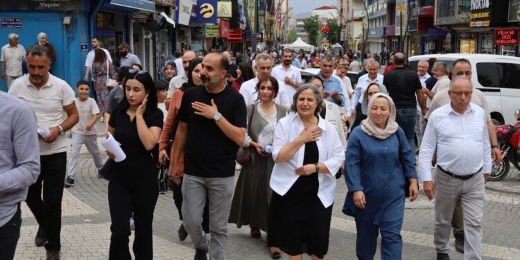 ‘Kürt Ulusal Birliği Konferansı’na katılım çağrısı