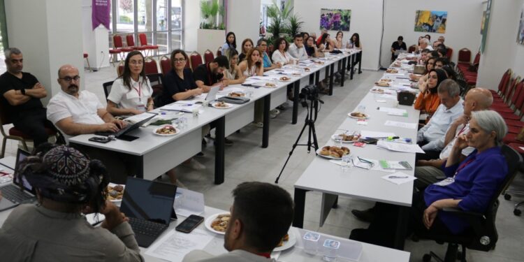 Çocuk çalıştayı: Anadil toplumun temelidir