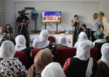 Töreni hüzün ve mutlulukla izlediler: Başkana inancımız tam