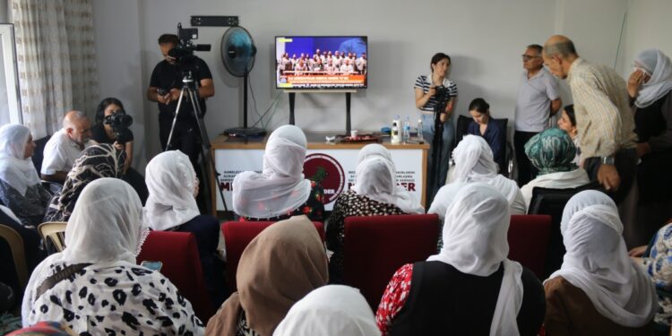 Töreni hüzün ve mutlulukla izlediler: Başkana inancımız tam