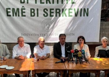 Bazîd ile Mêrdîn’de ‘Süreç’ ve ‘Birlik’ konferansları