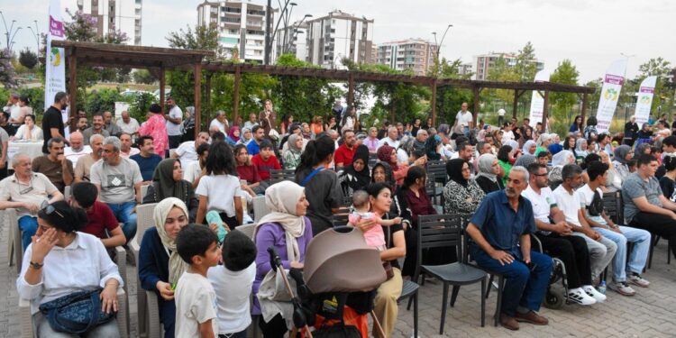 Rezan Belediyesi halkın sorunlarını dinledi