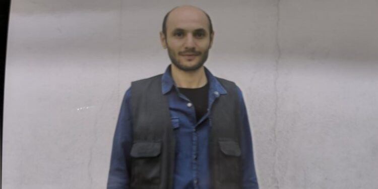 Kelepçe dayatmasını reddeden tutsak: İnsanca tedavi görmek istiyorum