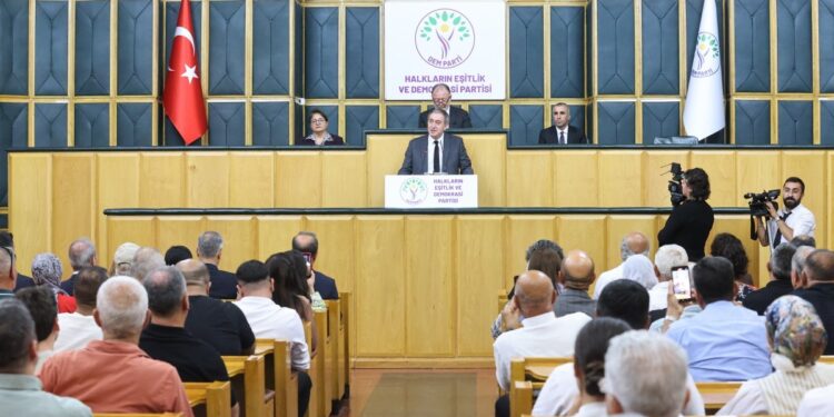 Bakırhan: Komisyon kurulsun, demokratikleşme adımları atılsın