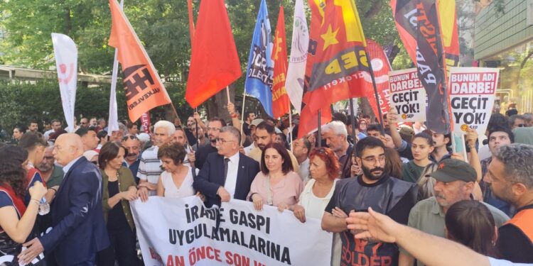 Emek ve Demokrasi Güçleri: Başkanları serbest bırakın