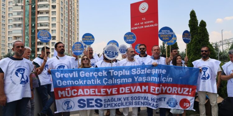 Sağlık emekçileri TİS taleplerini açıkladı